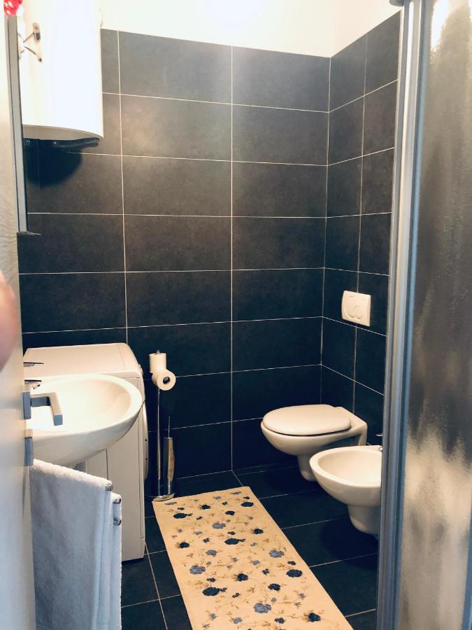 Susyapartment Bardolino Luaran gambar